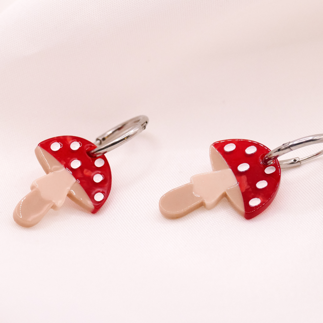 Ohrringe Pilz Fliegenpilz Creolen - 18k vergoldet Fliegenpilz Wald Pilze Anhänger - leichte Ohrringe Pilze rot - Geschenkidee Ohrringe