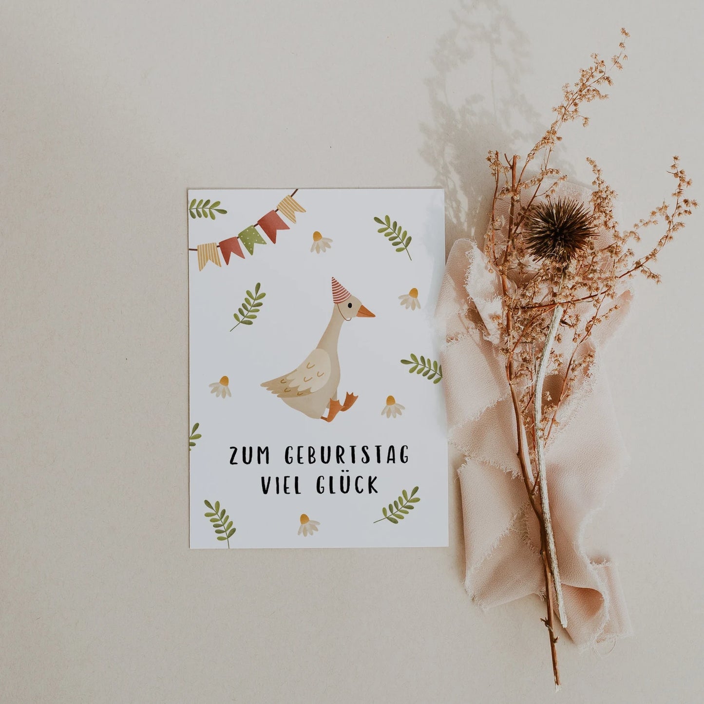 Postkarte Gans - Geburtstagskarte Gans mit Partyhut