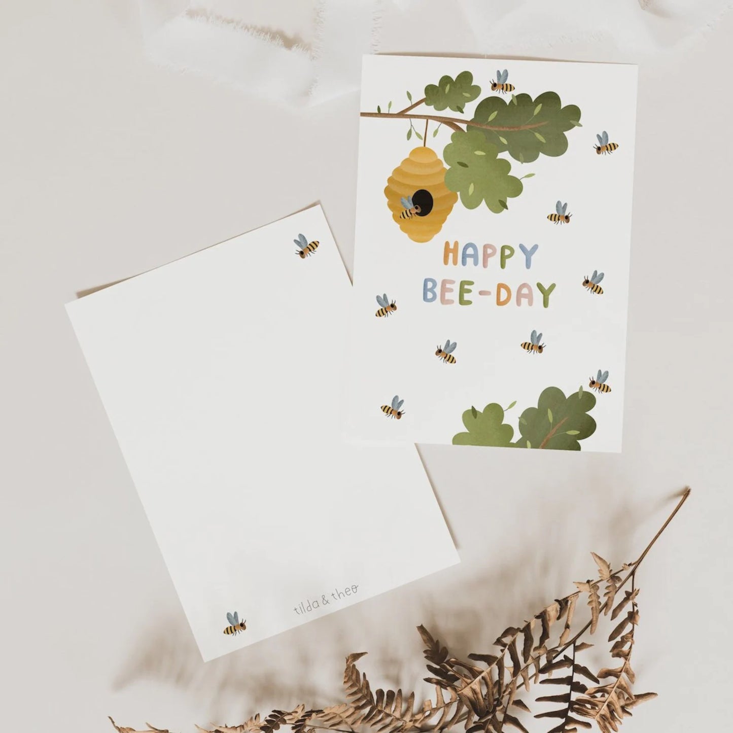 Geburtstagskarte - Happy BEE-Day - Postkarte Bienen / Bienenstock