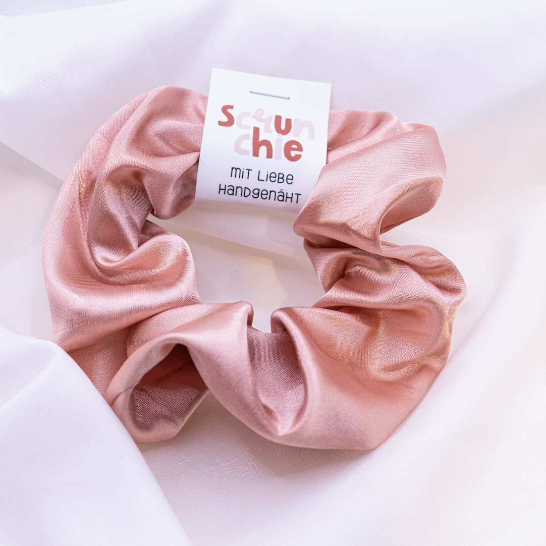 Scrunchie Satin Rosa Haarband Pink Blush - handgenähter Haargummi glänzend