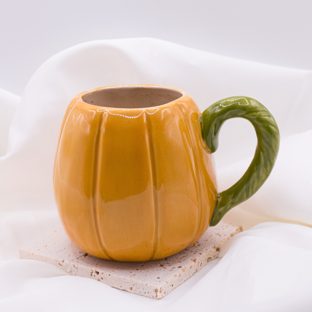 Tasse Kürbis handbemalt Halloween - Herbst Tasse Kaffeetasse Kürbisform