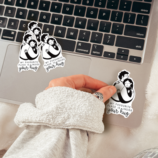 Vinyl Sticker Paar Umarmung - Aufkleber Liebe KissCut - Favourite place inside your hug