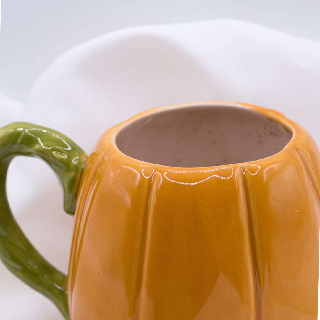 Tasse Kürbis handbemalt Halloween - Herbst Tasse Kaffeetasse Kürbisform