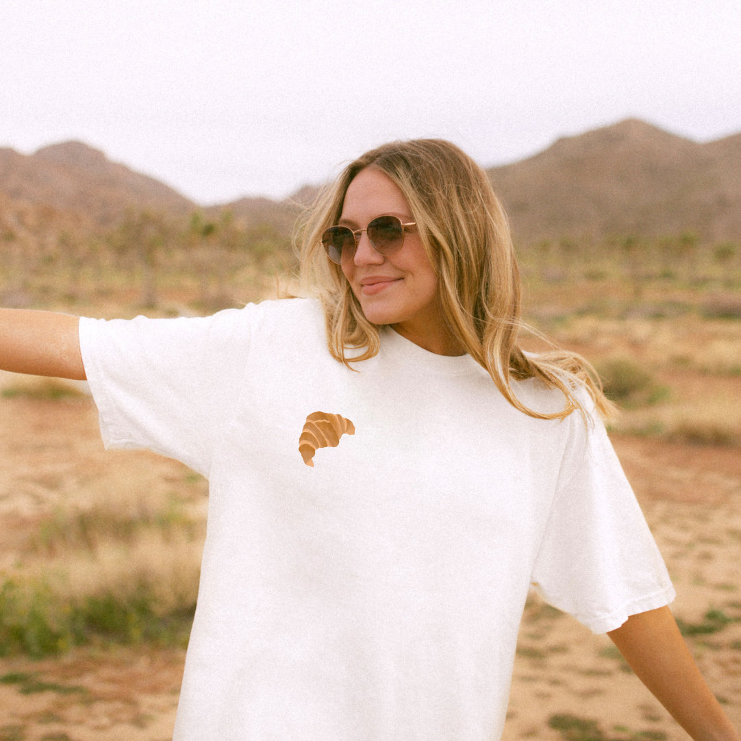 T-Shirt Croissant Gebäck - BIOBAUMWOLLE Süßes Croissant Shirt Geschenk