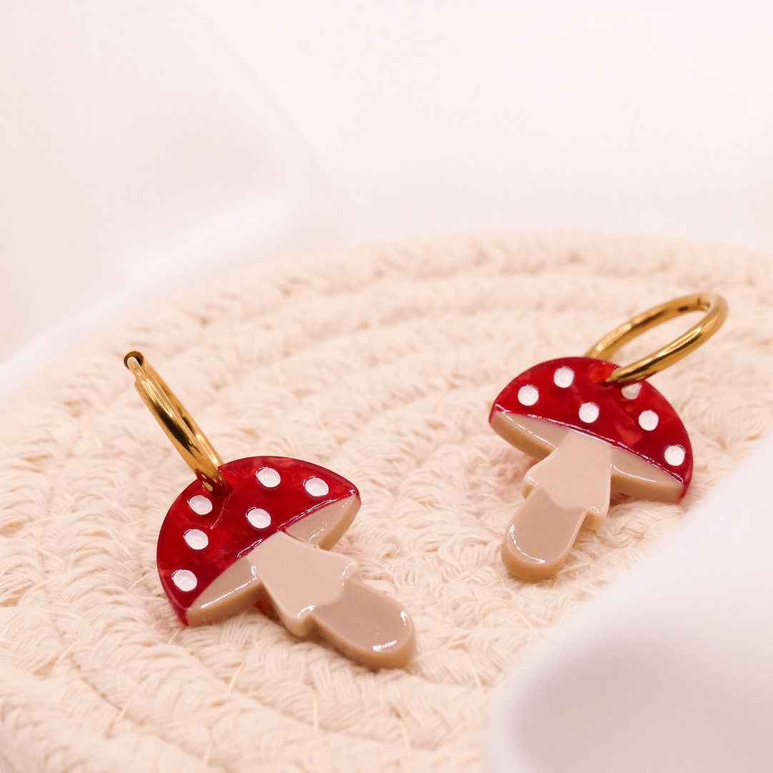 Ohrringe Pilz Fliegenpilz Creolen - 18k vergoldet Fliegenpilz Wald Pilze Anhänger - leichte Ohrringe Pilze rot - Geschenkidee Ohrringe