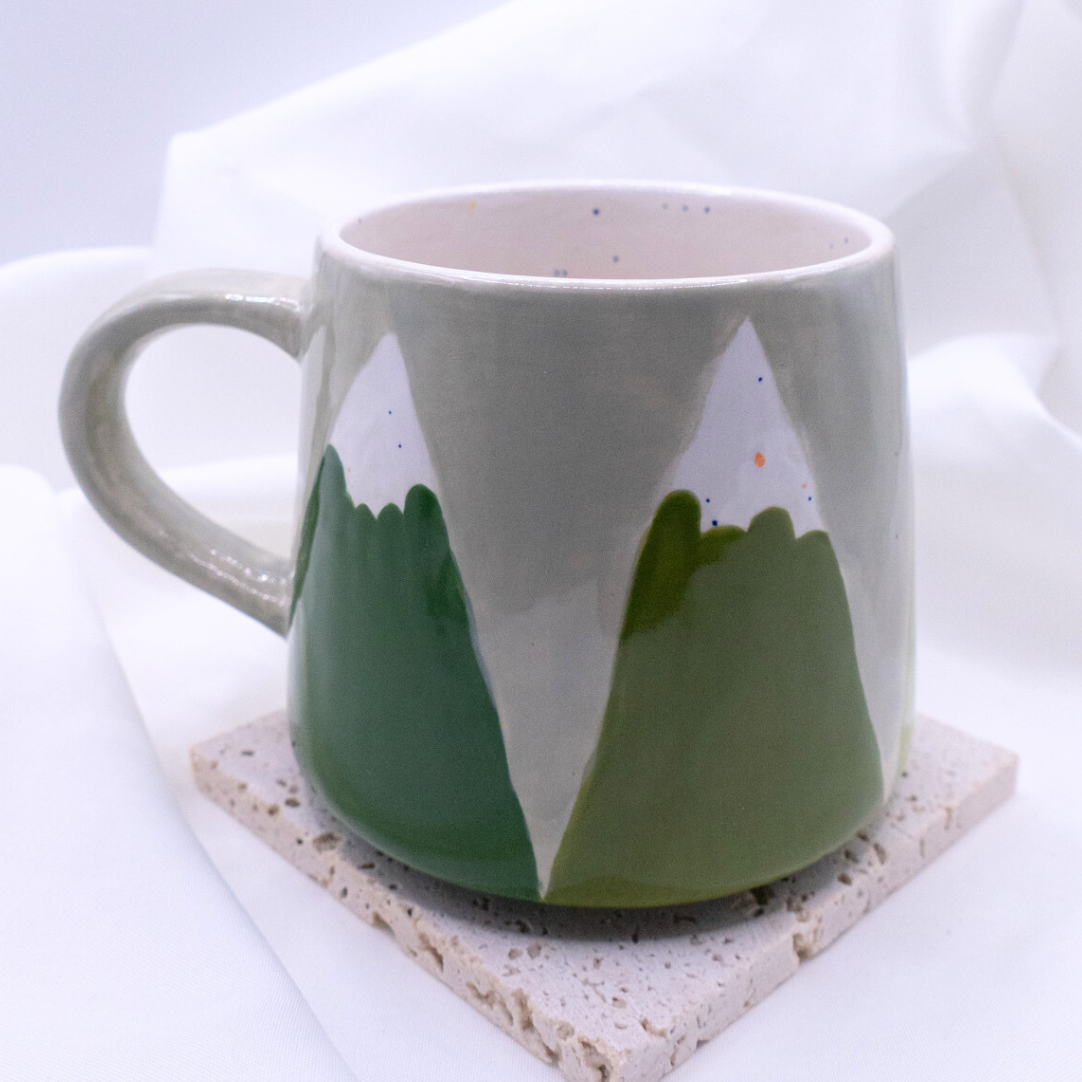 Tasse Berge handbemalt Bergkette - handgemachte Tasse Reisegeschenk