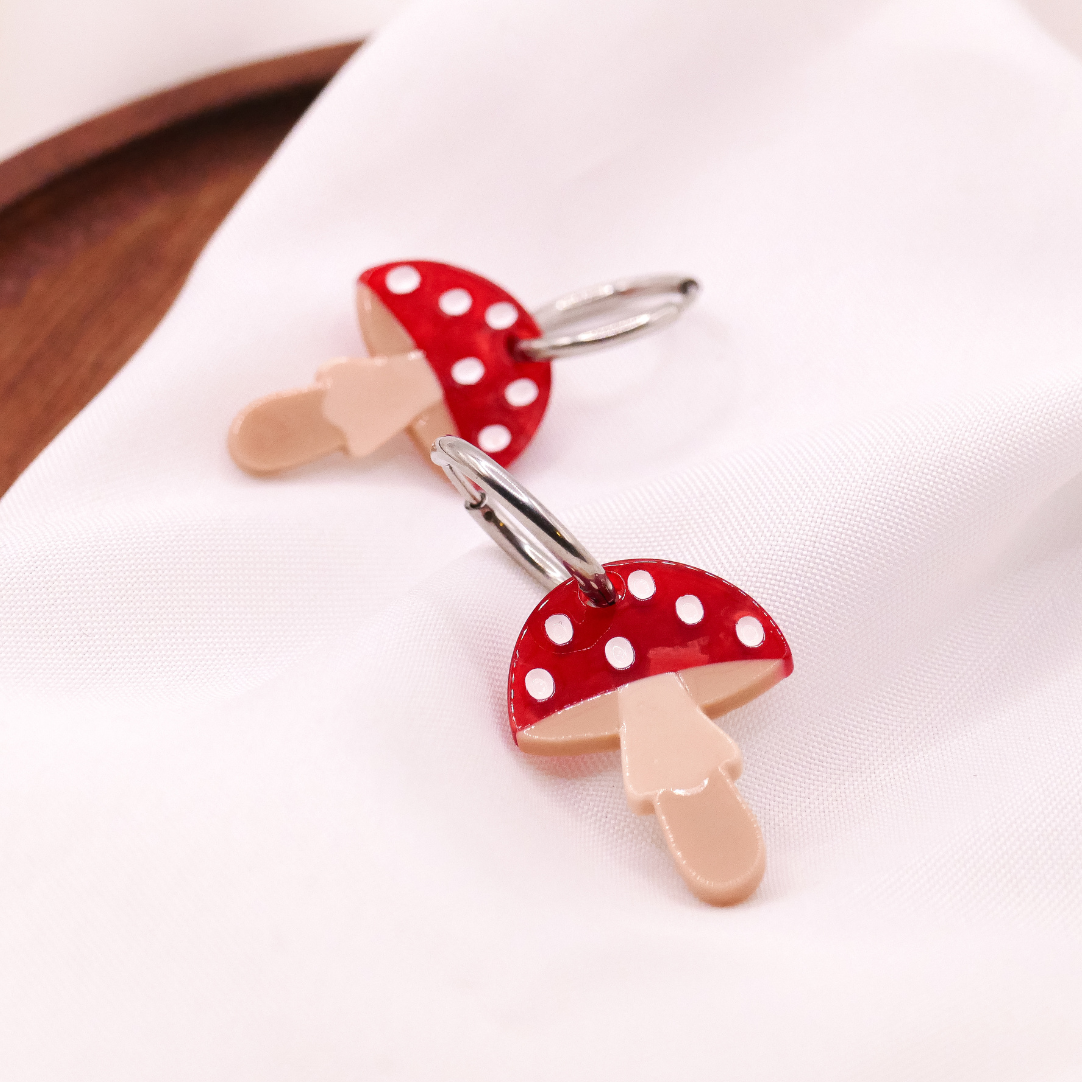 Ohrringe Pilz Fliegenpilz Creolen - 18k vergoldet Fliegenpilz Wald Pilze Anhänger - leichte Ohrringe Pilze rot - Geschenkidee Ohrringe